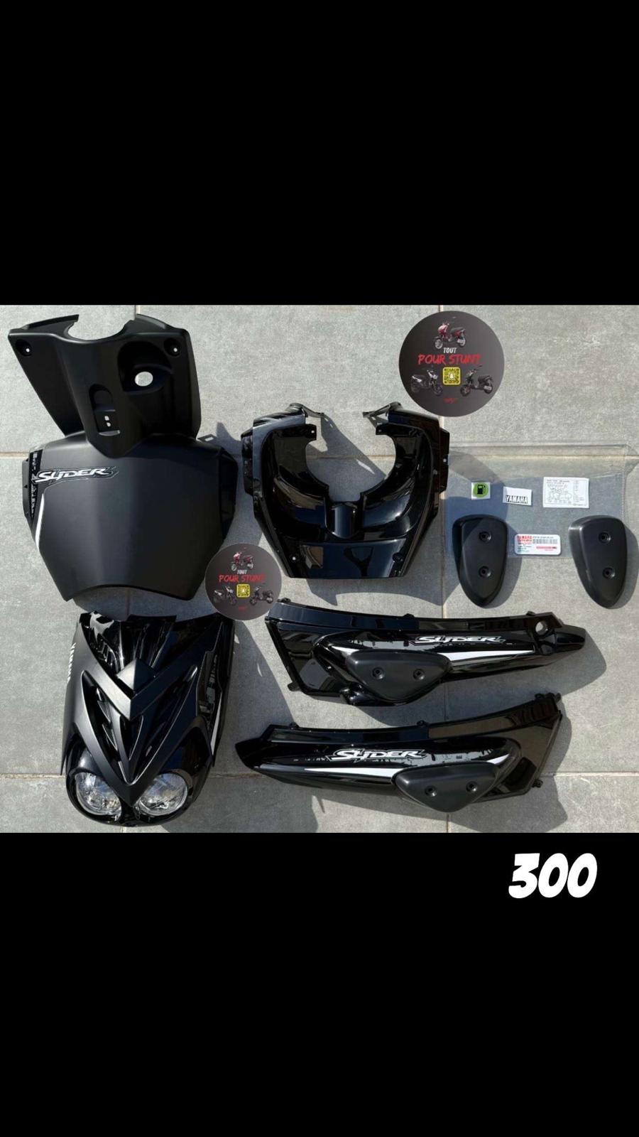 KIT CARÉNAGE SIMPLE NOIR STUNT SLIDER